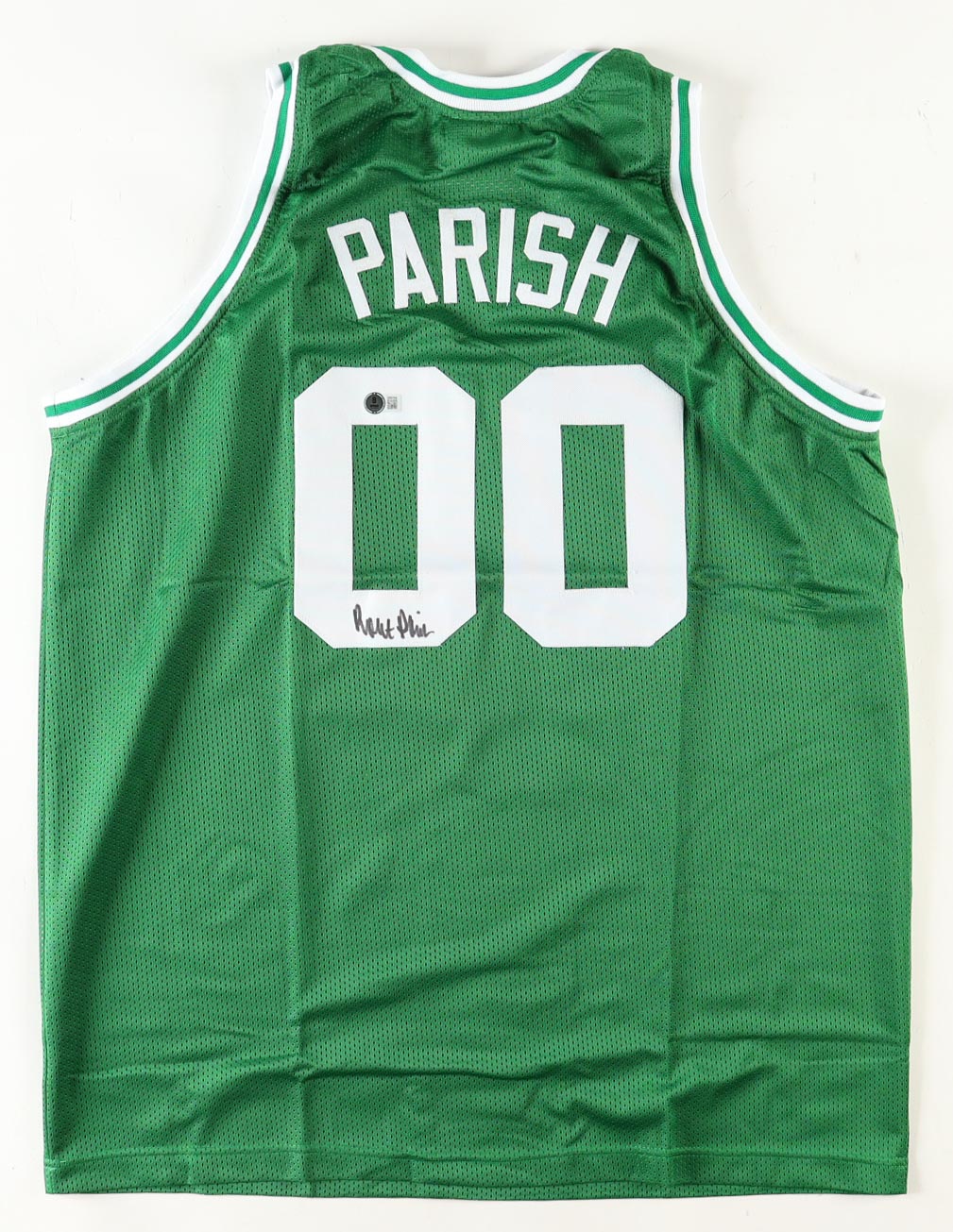 Robert Parish Signed Celtics Home Jersey (Beckett Witnessed)