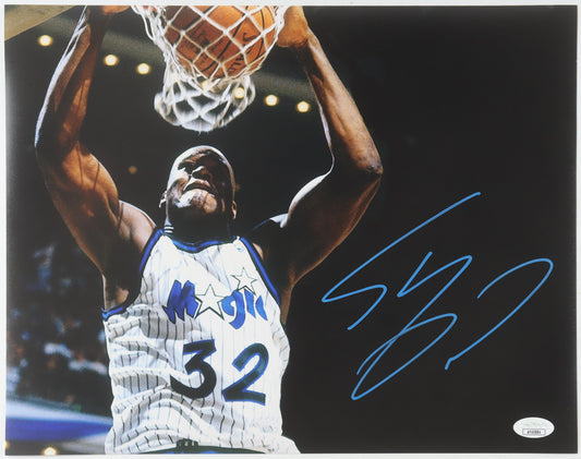Shaquille O'Neal Signed Magic Dunk 11x14 (JSA)